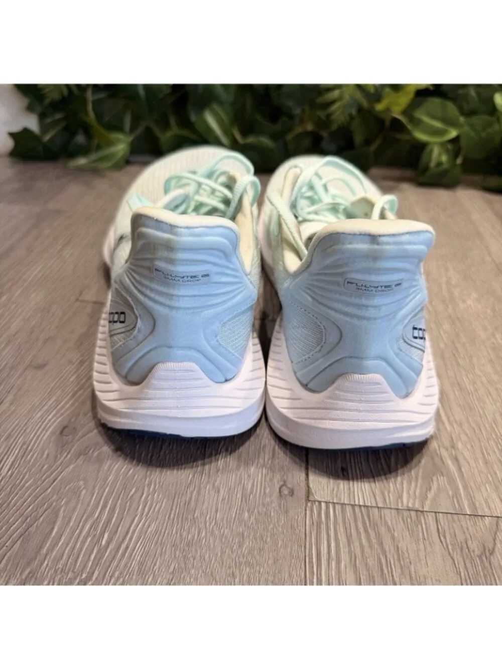 Topo Athletic FLI-LYTE 5 Shoes Womens Sz 9.5 Blue Sky Road Running Lightweight